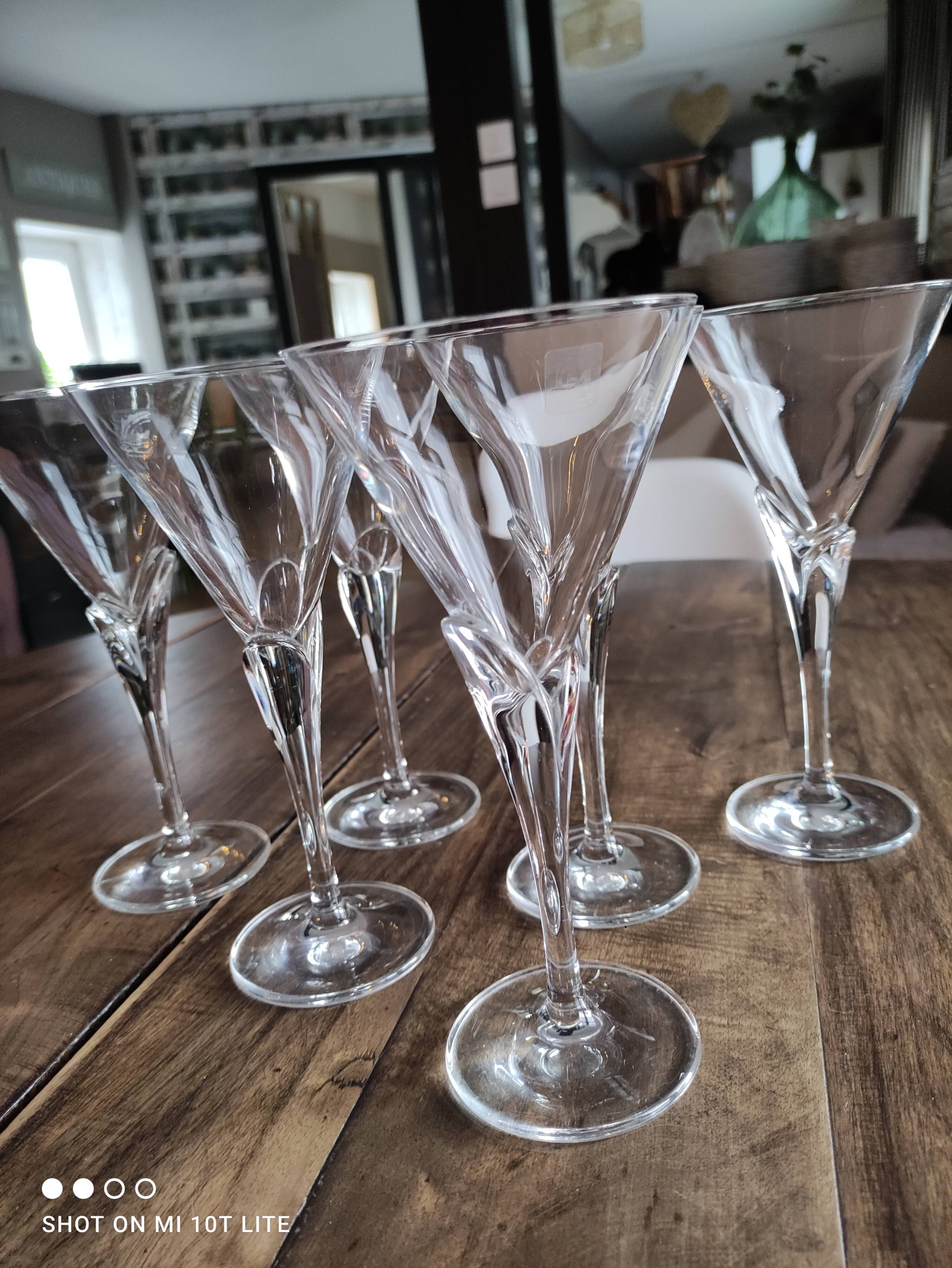 Set of 6 vintage white wine glasses in Light & Music crystal model Florian by Luigi Bormioli