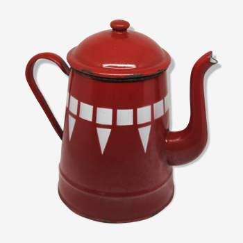 Red enamel coffee maker and graphic patterns