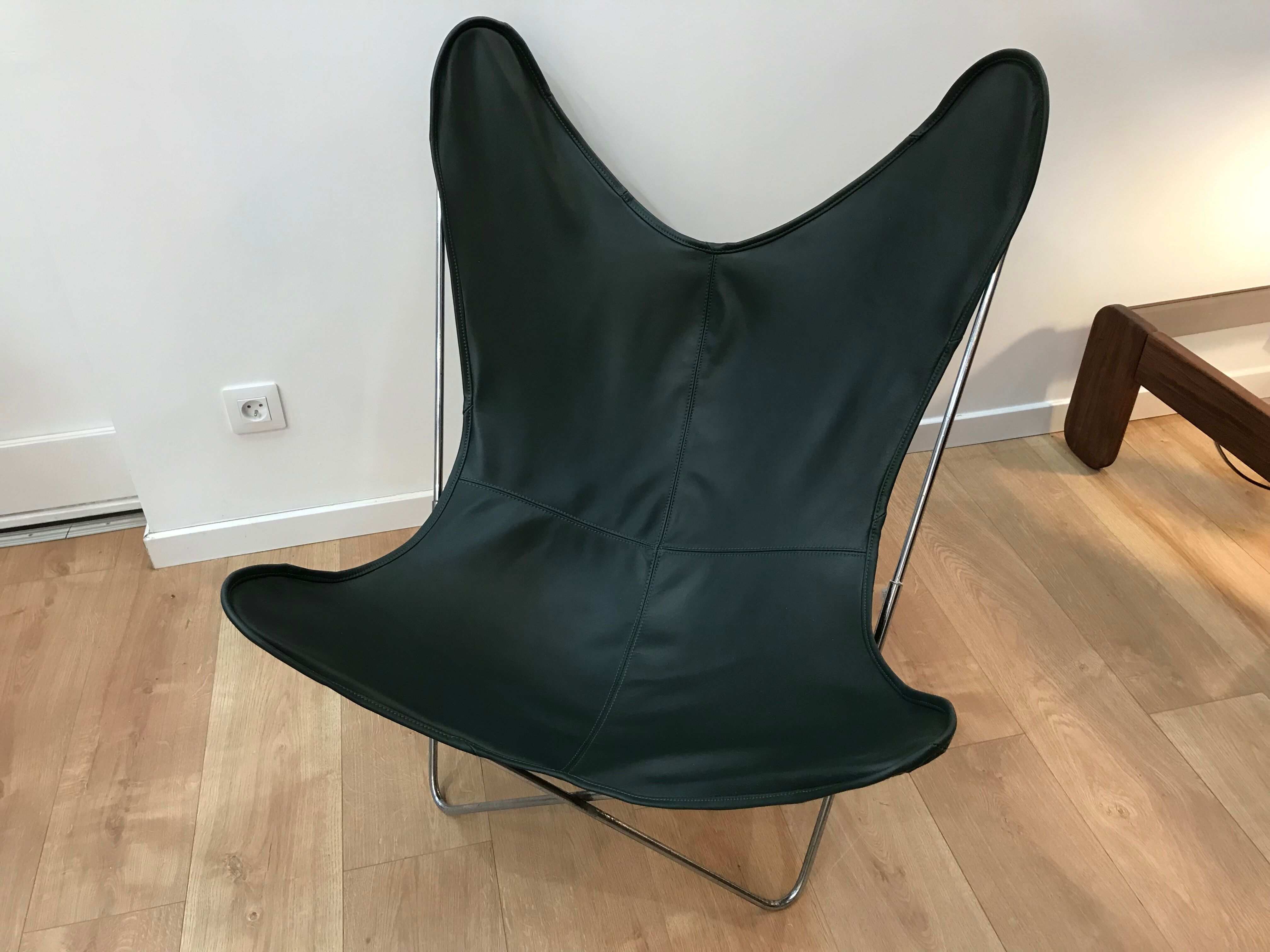 Aa airborne armchair