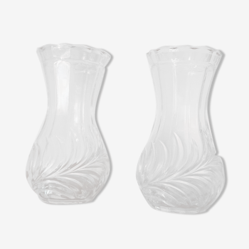 Paire de vases en verre sculpté vintage