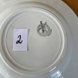 7 assiettes plates liserés vert sapin Moulin des loups