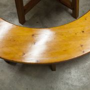 Brutalist ensemble round table 113cm and its 4 rounded stools 1960
