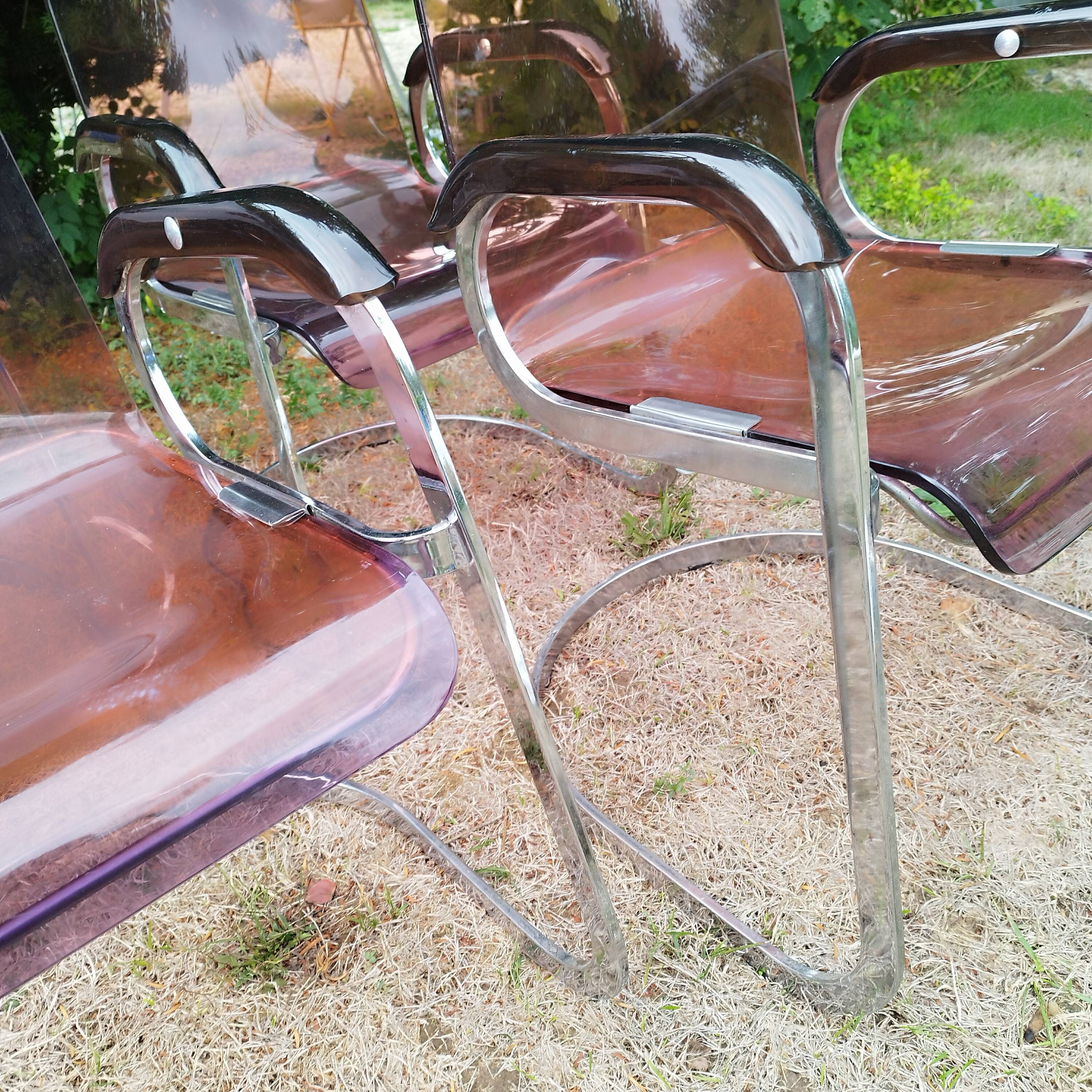Chaises plexi années 70 Space Age