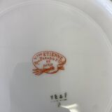 12 porcelain plates, 22cm diameter