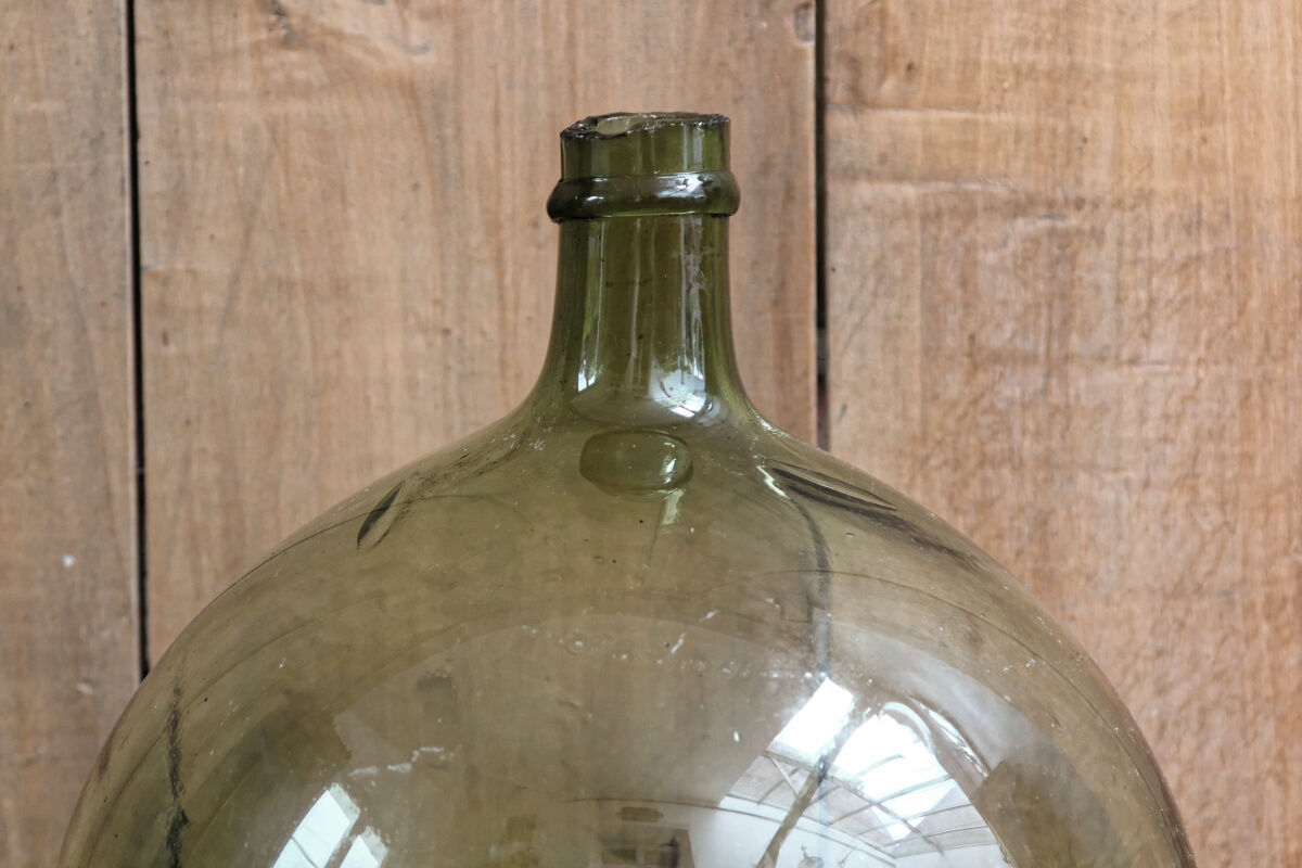 Former demijohn, blown glass