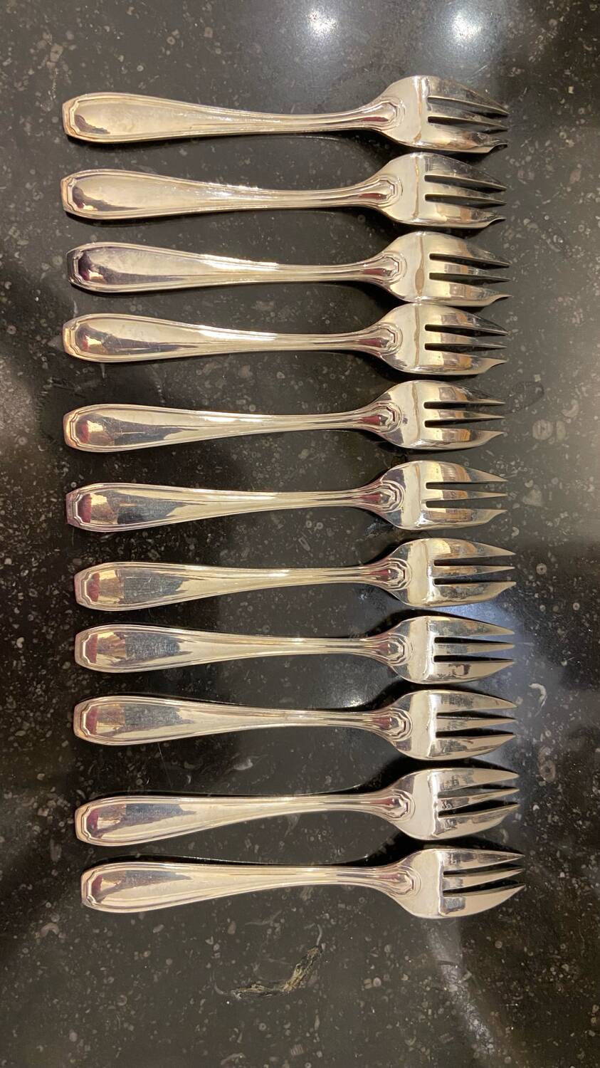 Set of 11 silver-plated cake/oyster forks Guildart 1960 vintage