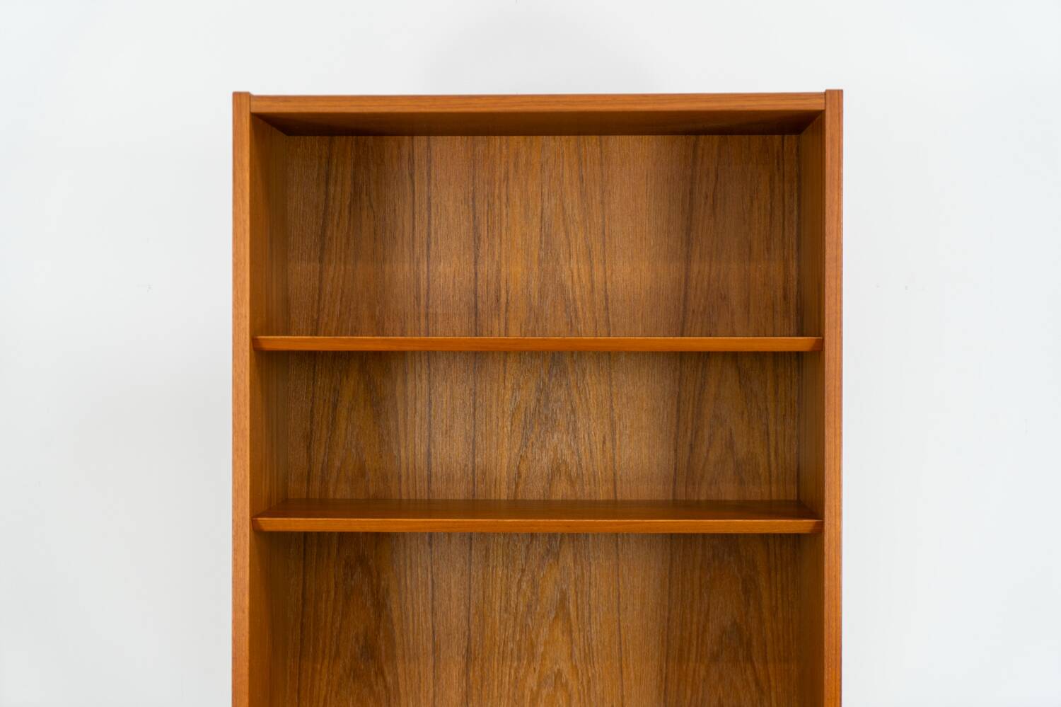 bookcase by Poul Hundevad (Denmark, 1960s).