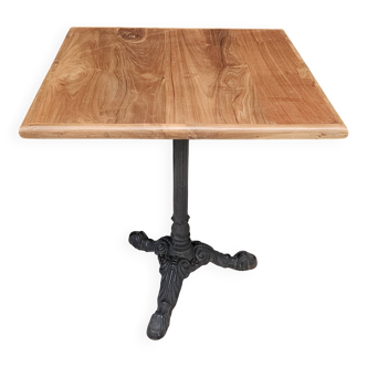 Bistro table with solid teak top
