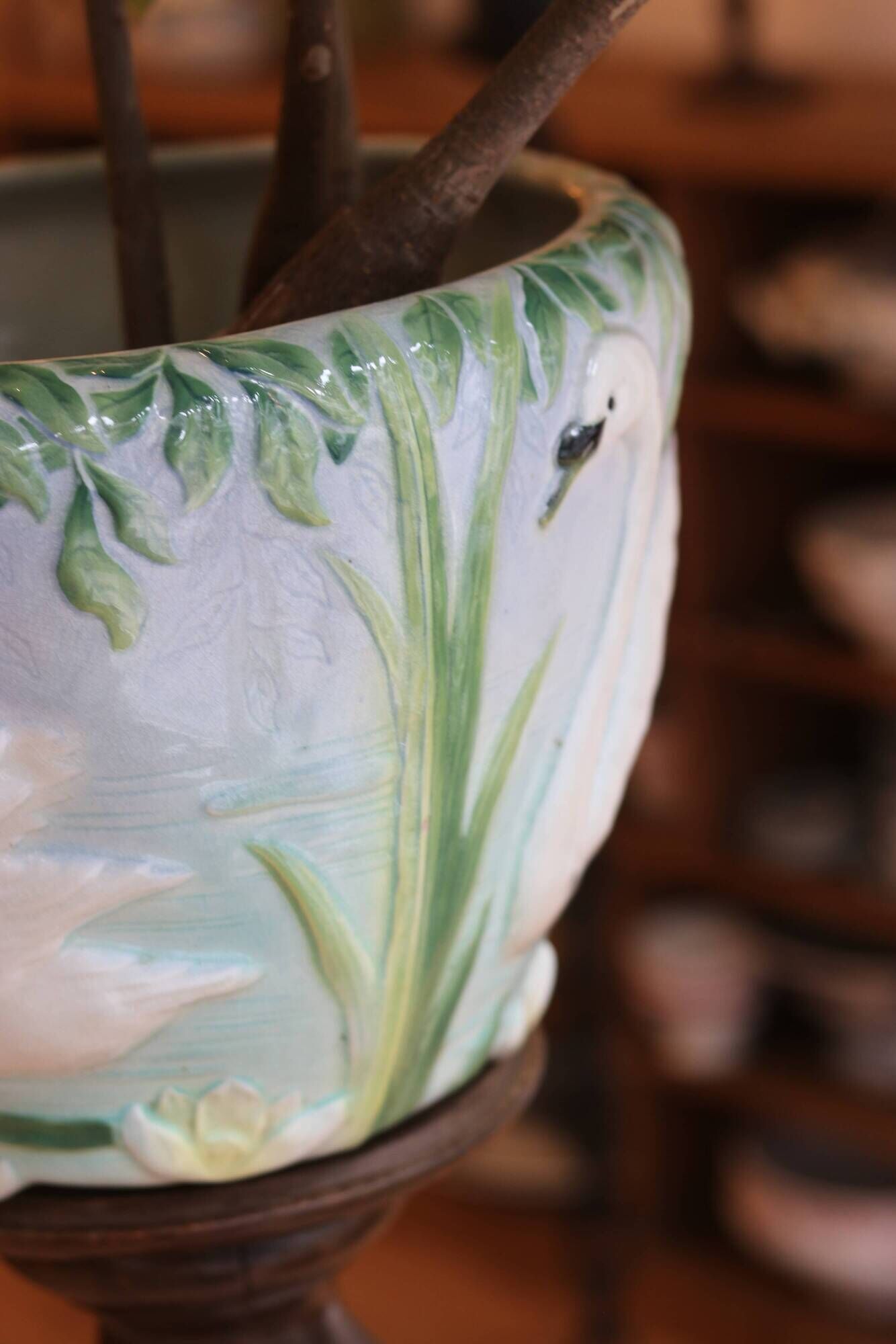 Cache-pot in earthenware Art Nouveau, Saint-Clément factory, around 1900.