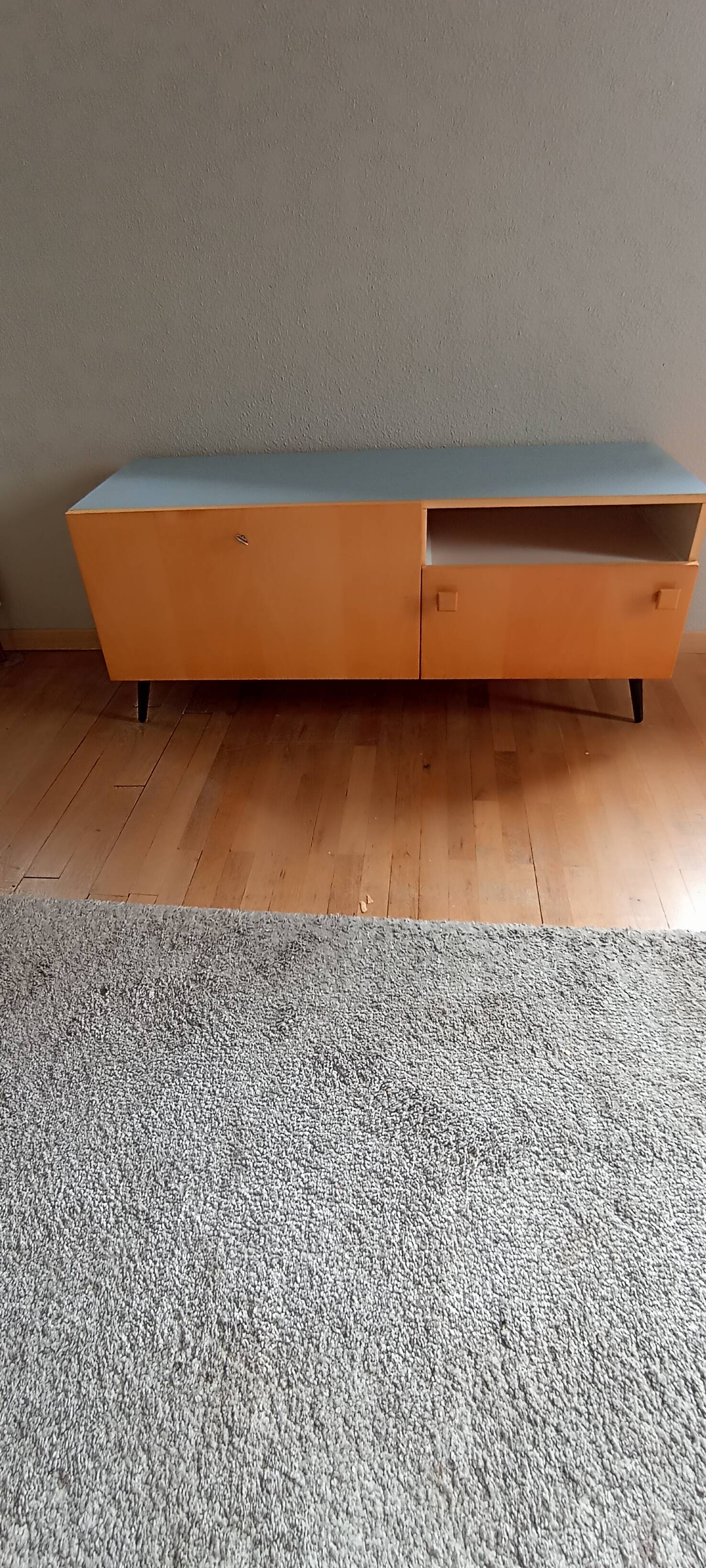Enfilade tv vintage
