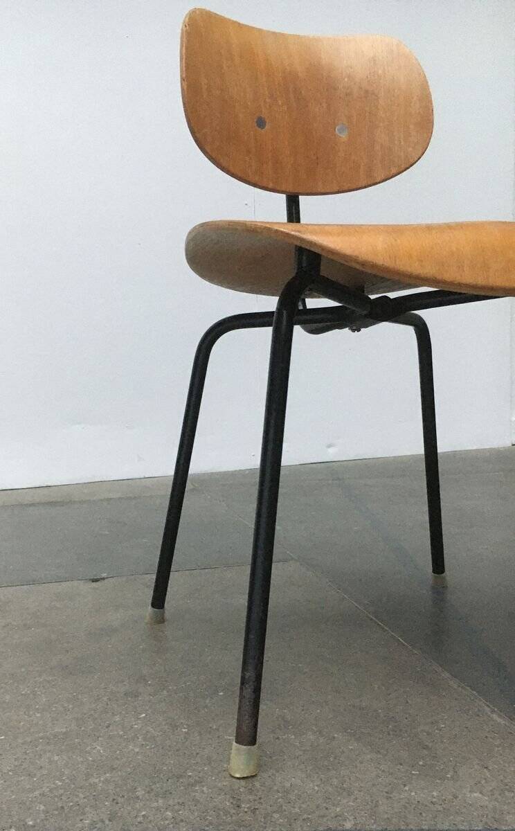 German SE 68 chair from the early Mid-Century by Egon Eiermann for Wilde+Spieth.