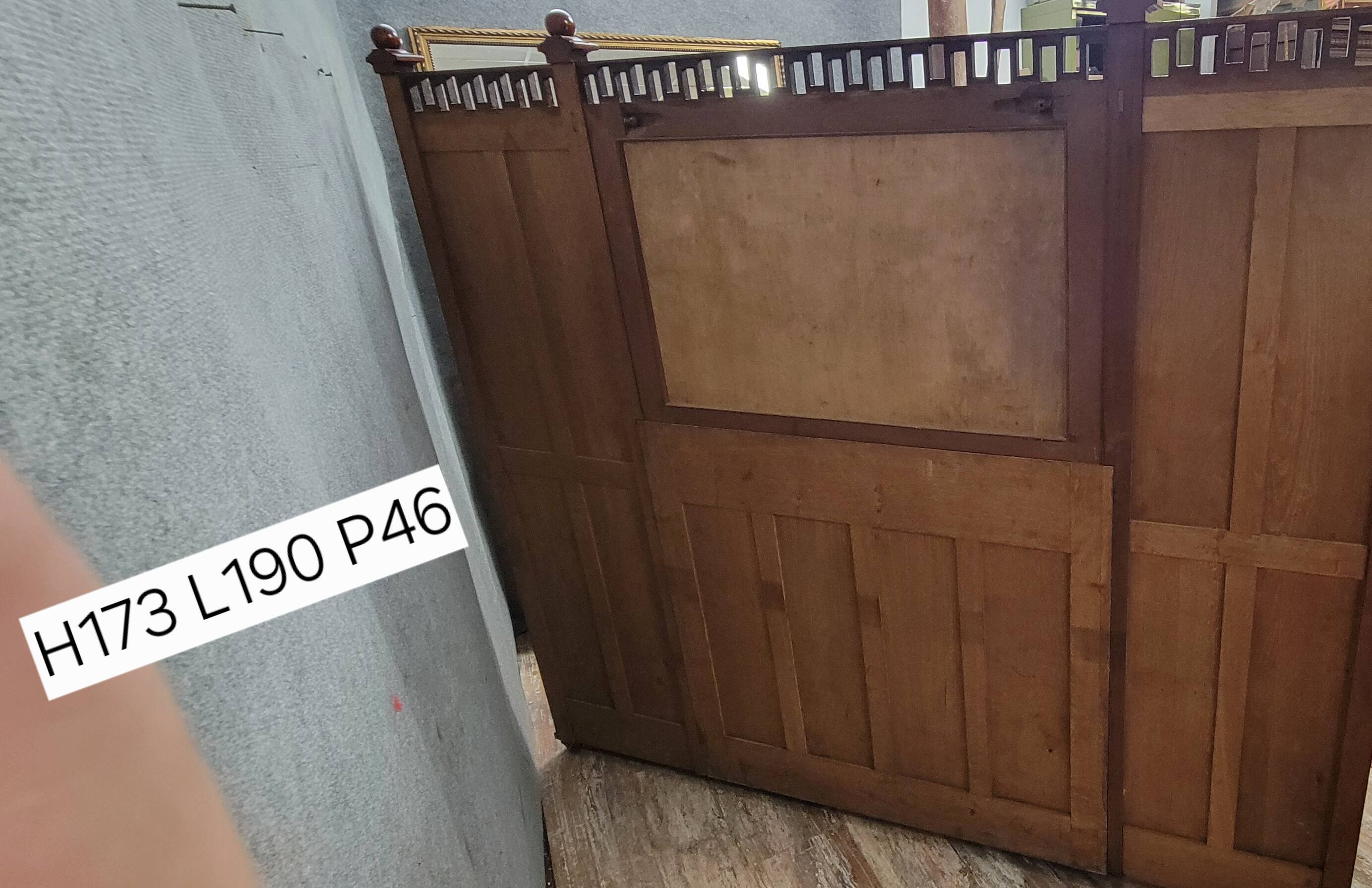 Ecole de Nancy : Grand buffet bibliothèque époque Art Nouveau en acajou