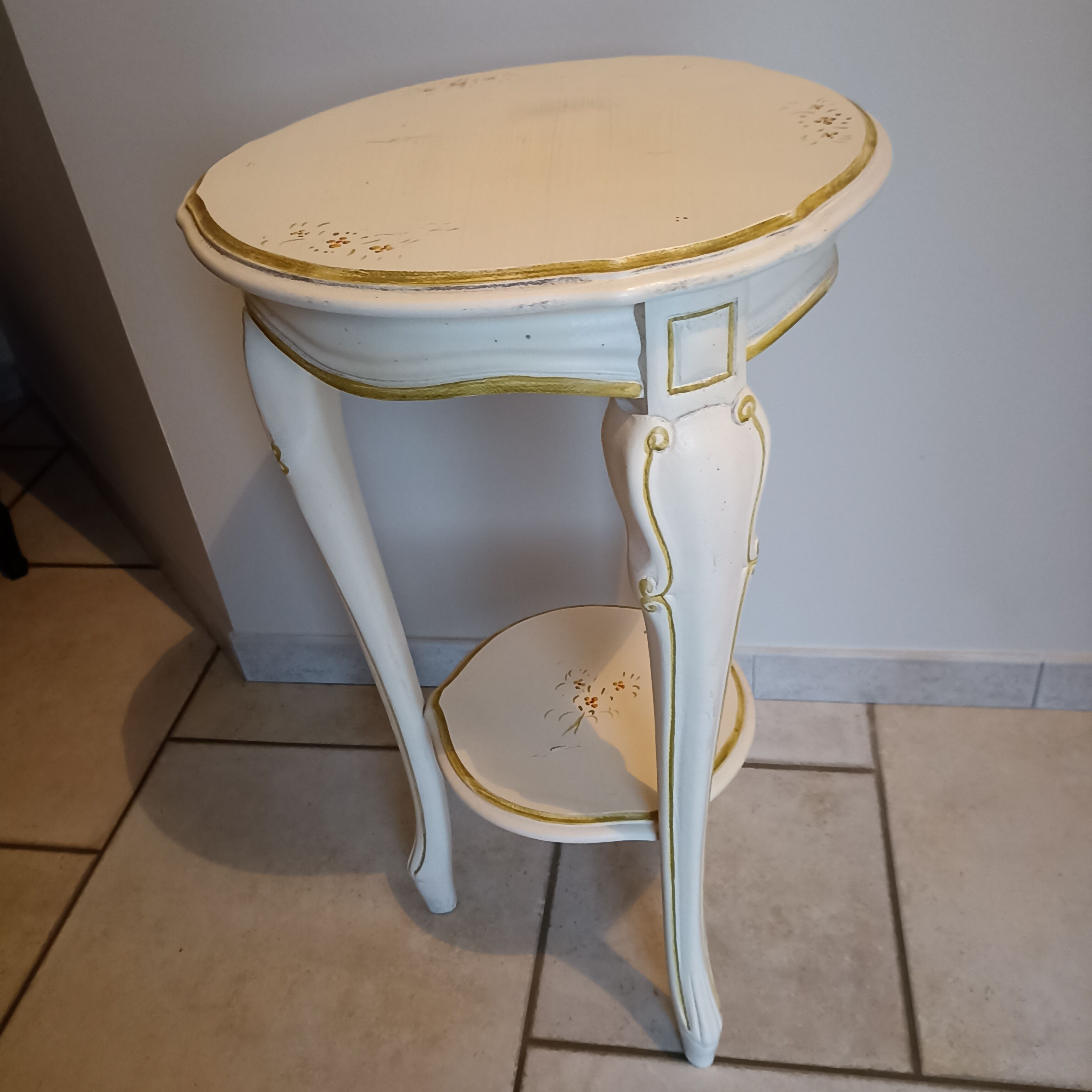 Painted wood harness