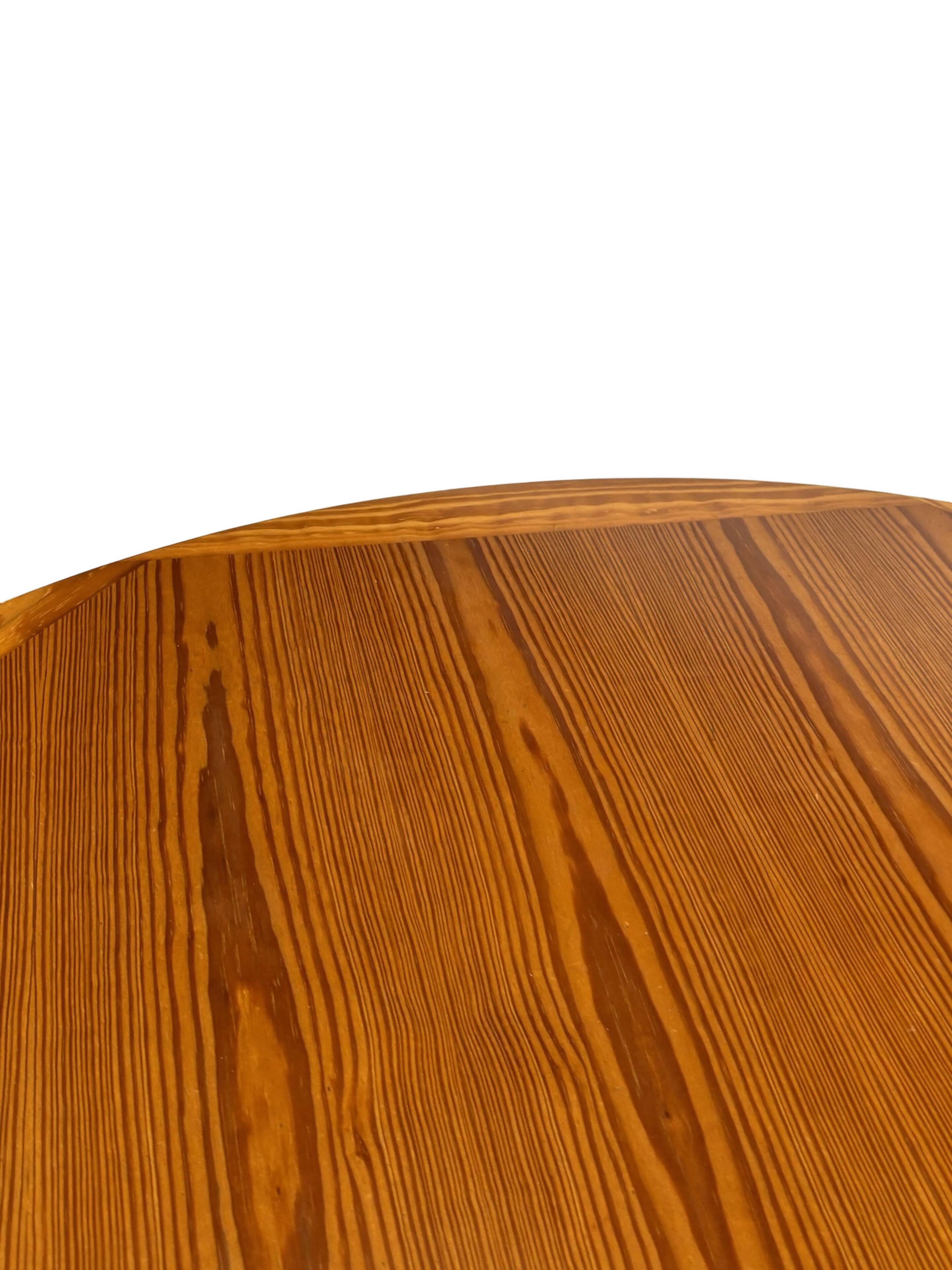 Vintage Design Pine Dining Table, Oval Table from the 1970s