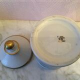 Set of two porcelain apothecary jars