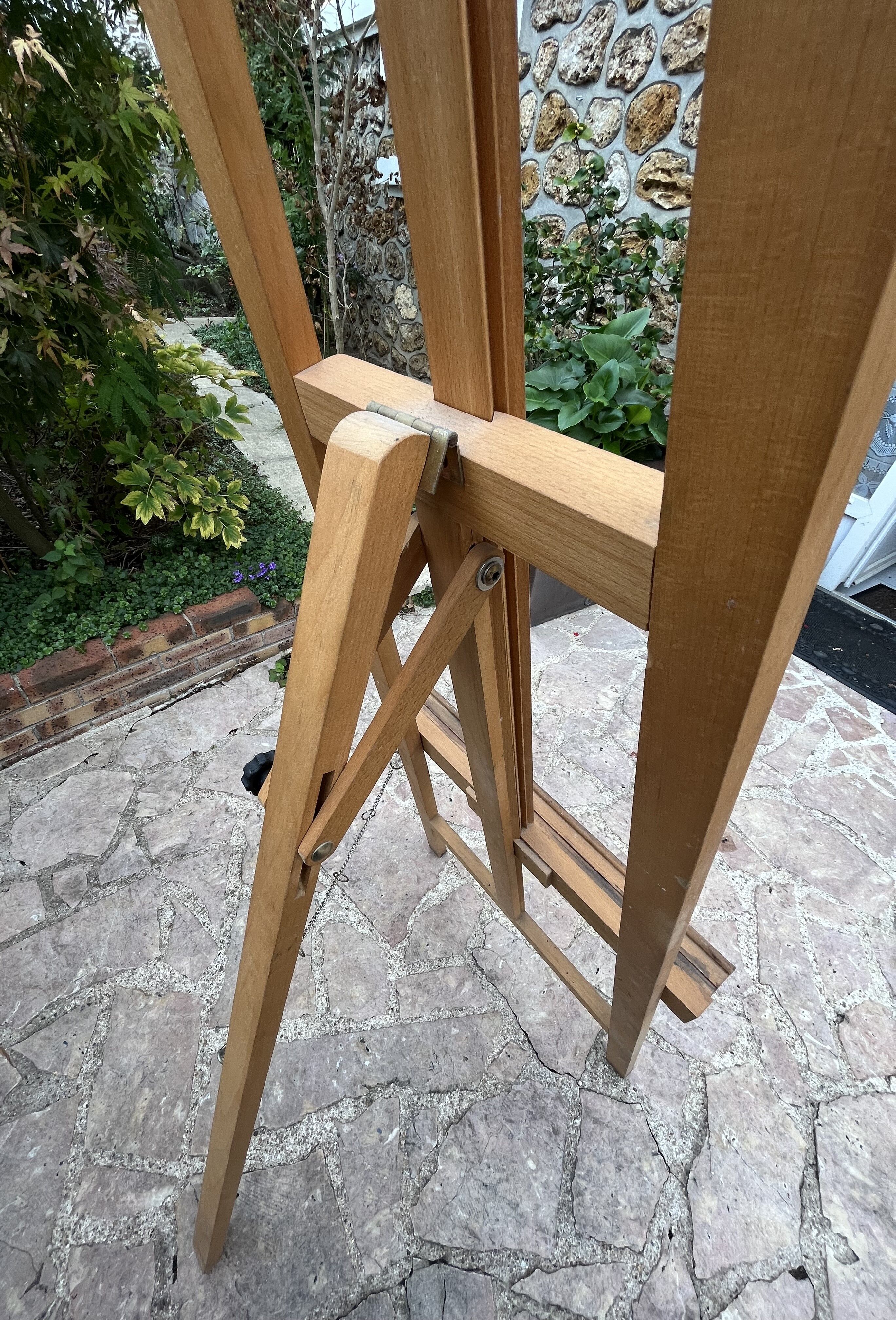 Wooden easel