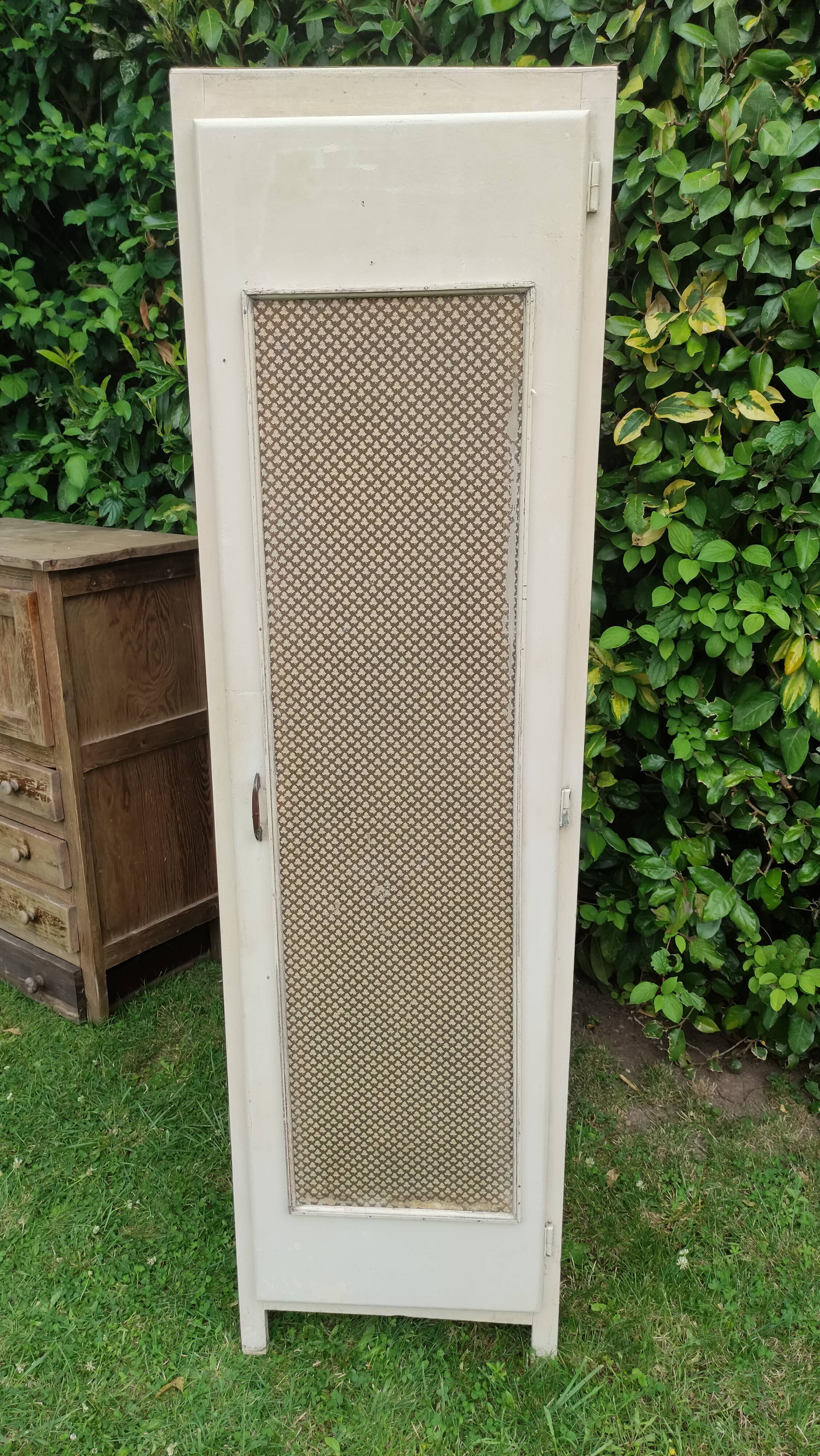 Armoire parisienne une porte des années 40/50