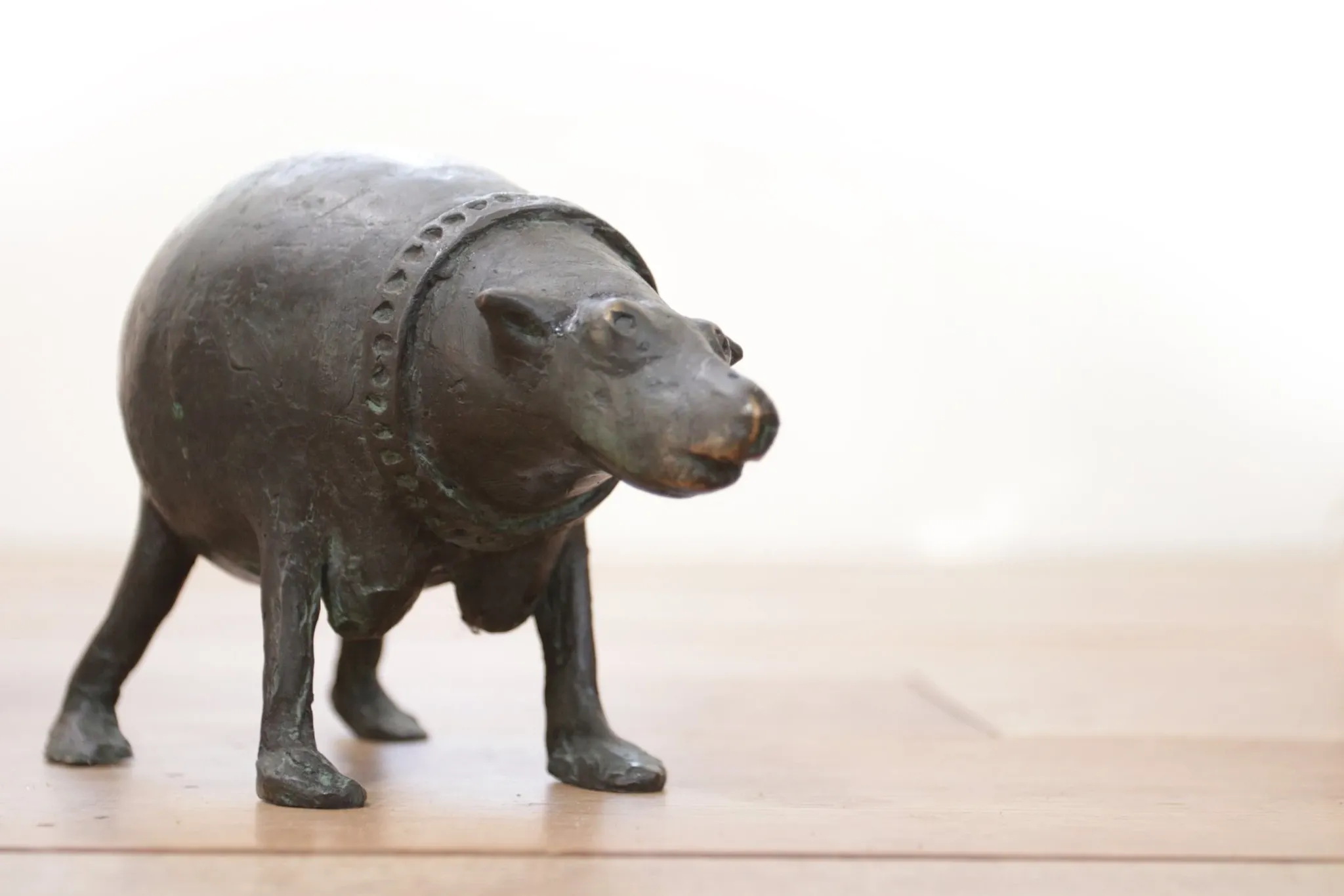 Bert Kiewiet – 'Het Tietenbeest', bronze fantasy creature, circa 1980
