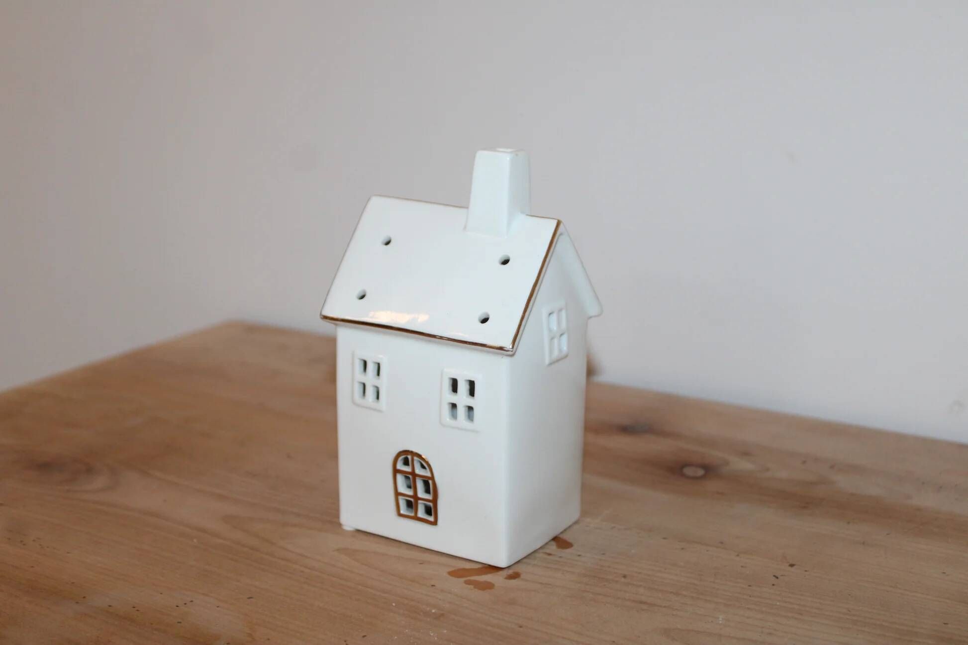 White and gold ceramic house lantern – Christmas light decoration