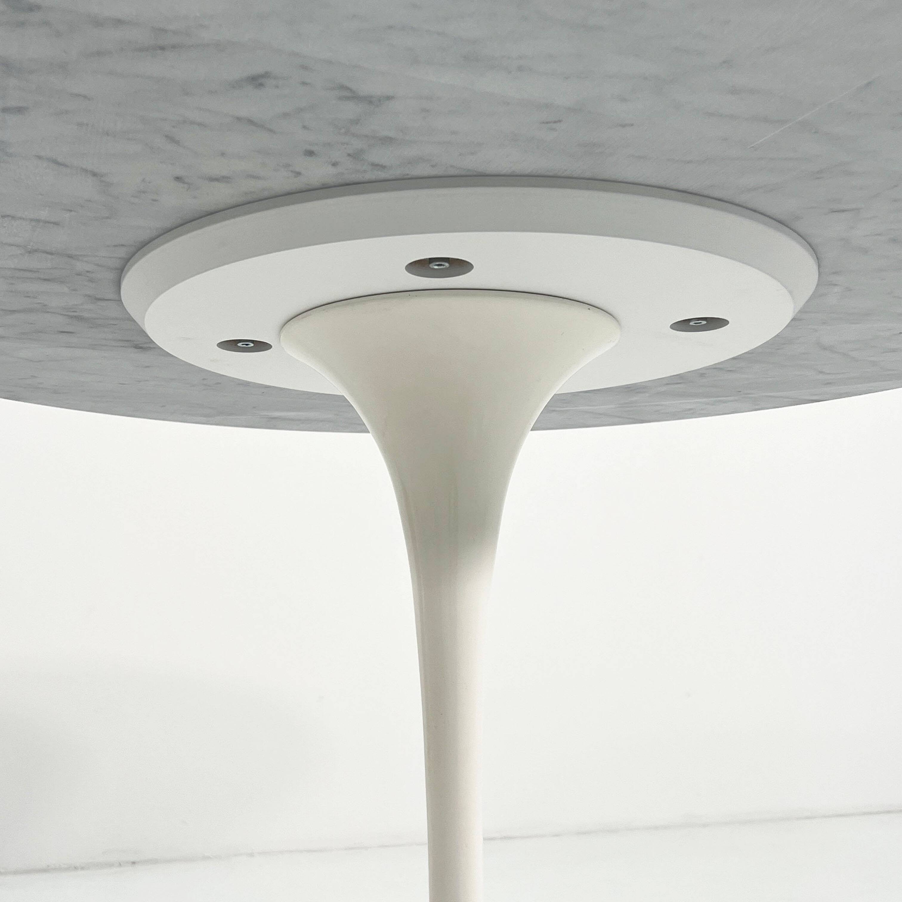 Table à manger en marbre 120 cm Tulip par Eero Saarinen pour Knoll, 1970