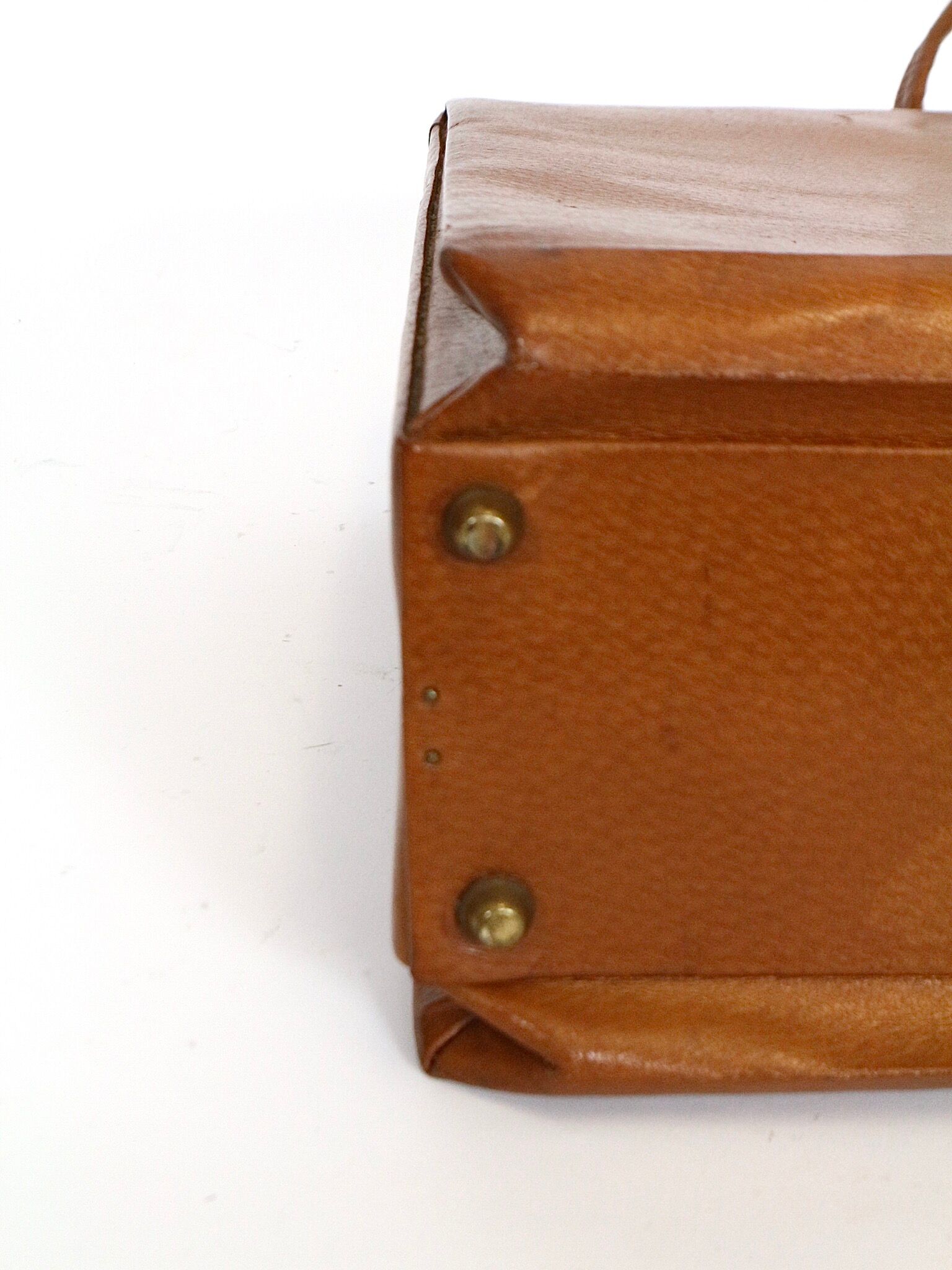 Set three vintage leather suitcases