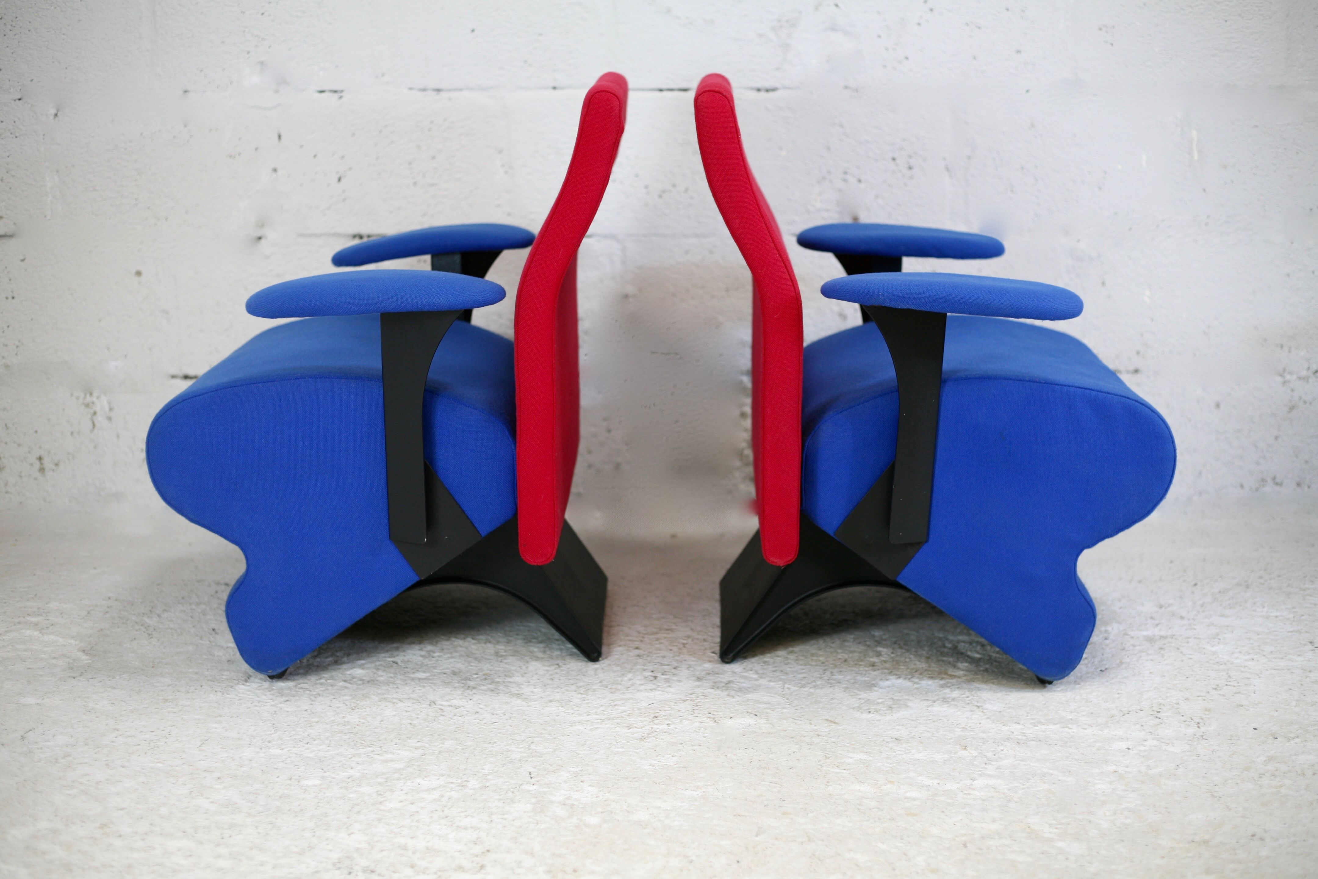 Paire de fauteuils 1995