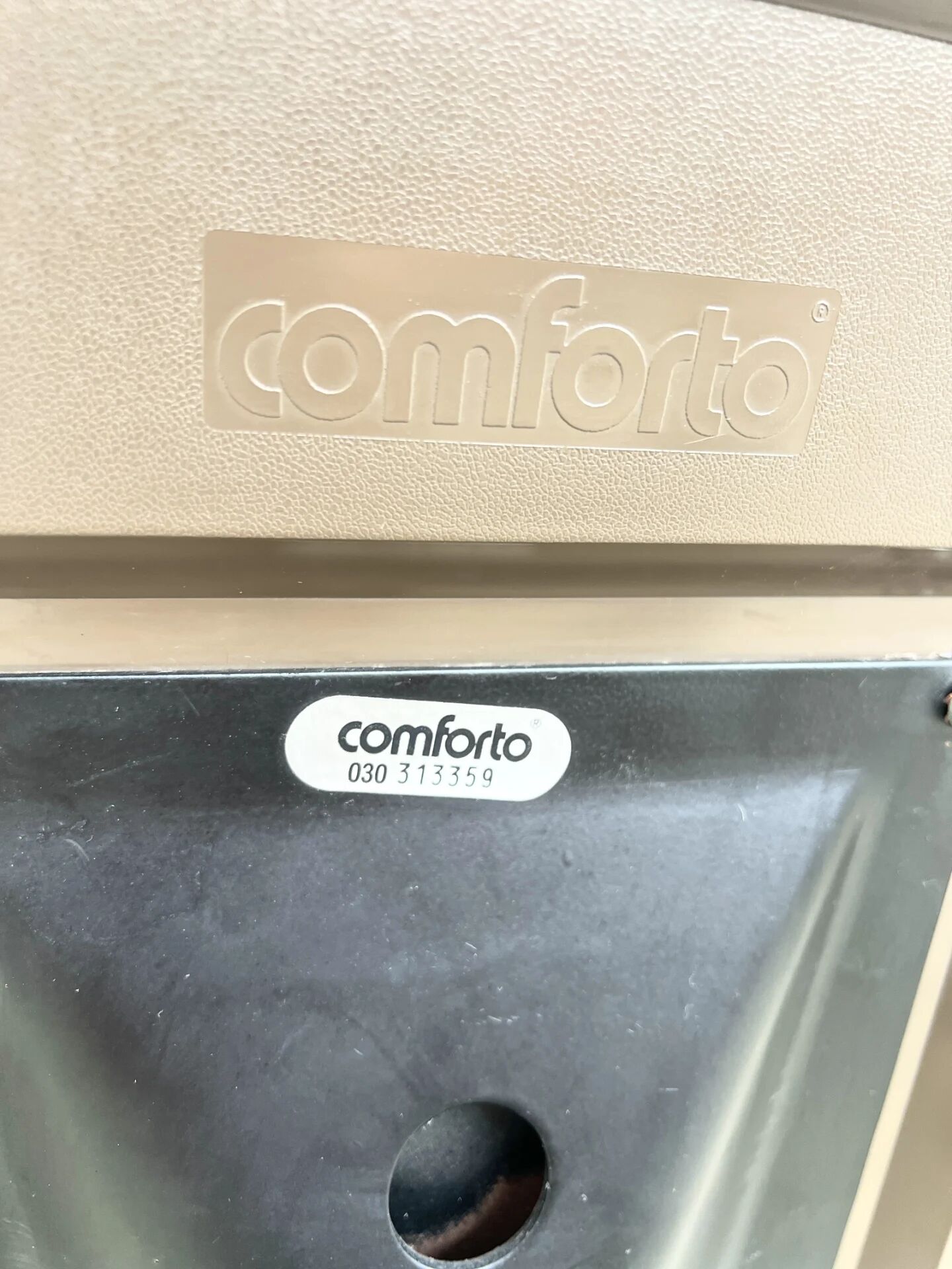 Visitor chair Charles Pollock for Comforto — orange wool, 1970s