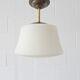 Suspension Bauhaus en verre opal et laiton