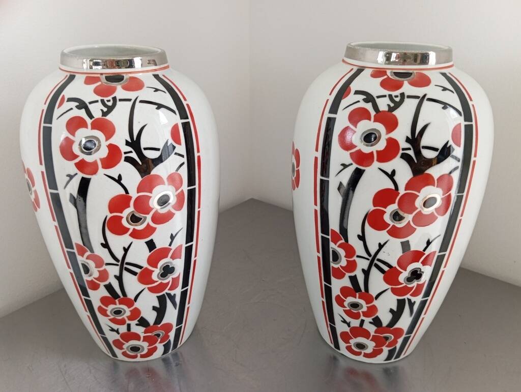 Paire de vases art déco faïence moulin des loups 1930