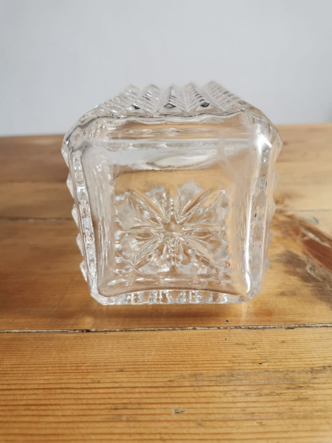 Whisky decanter