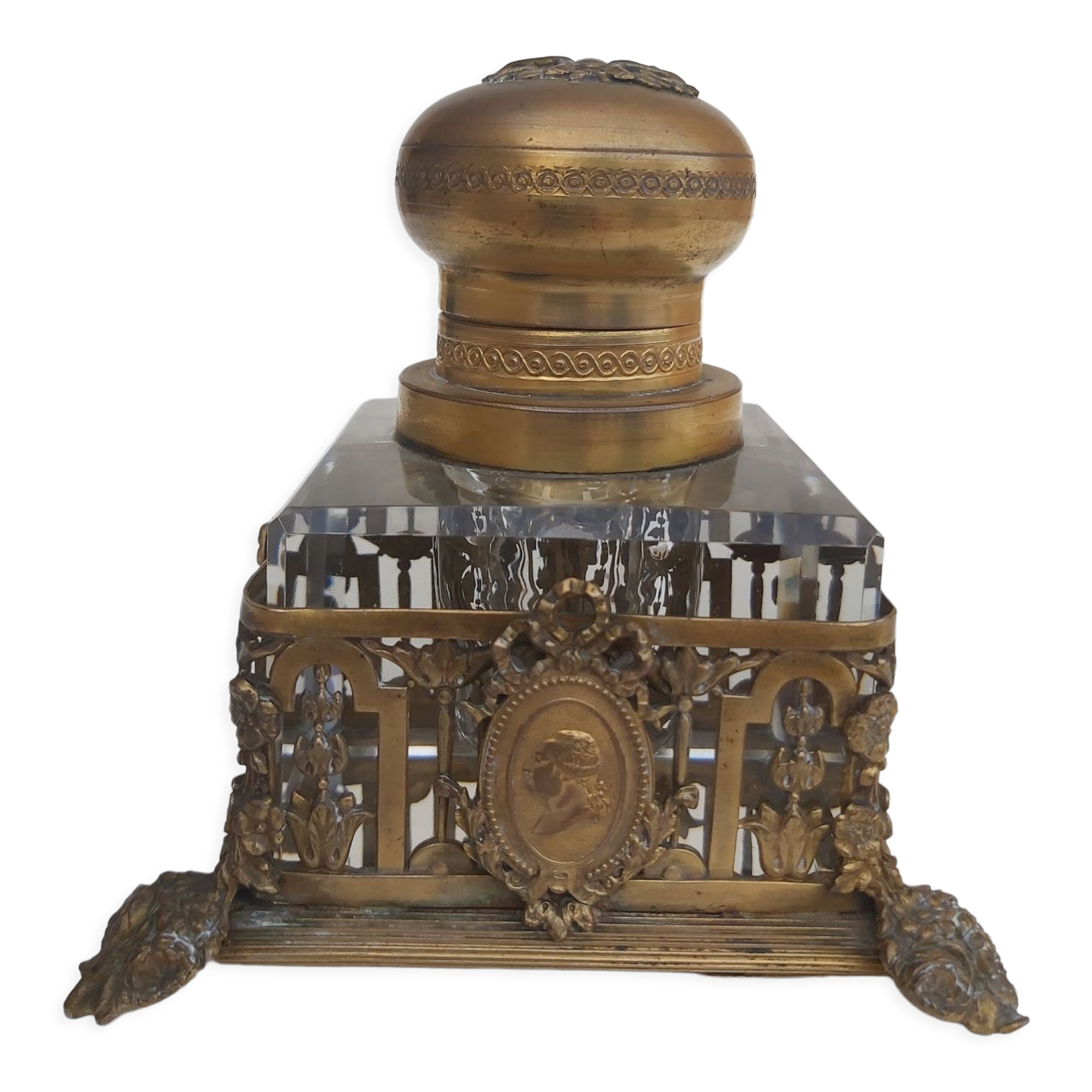 Bronze and crystal inkwell nineteenth Louis XVI and Marie-Antoinette medallion