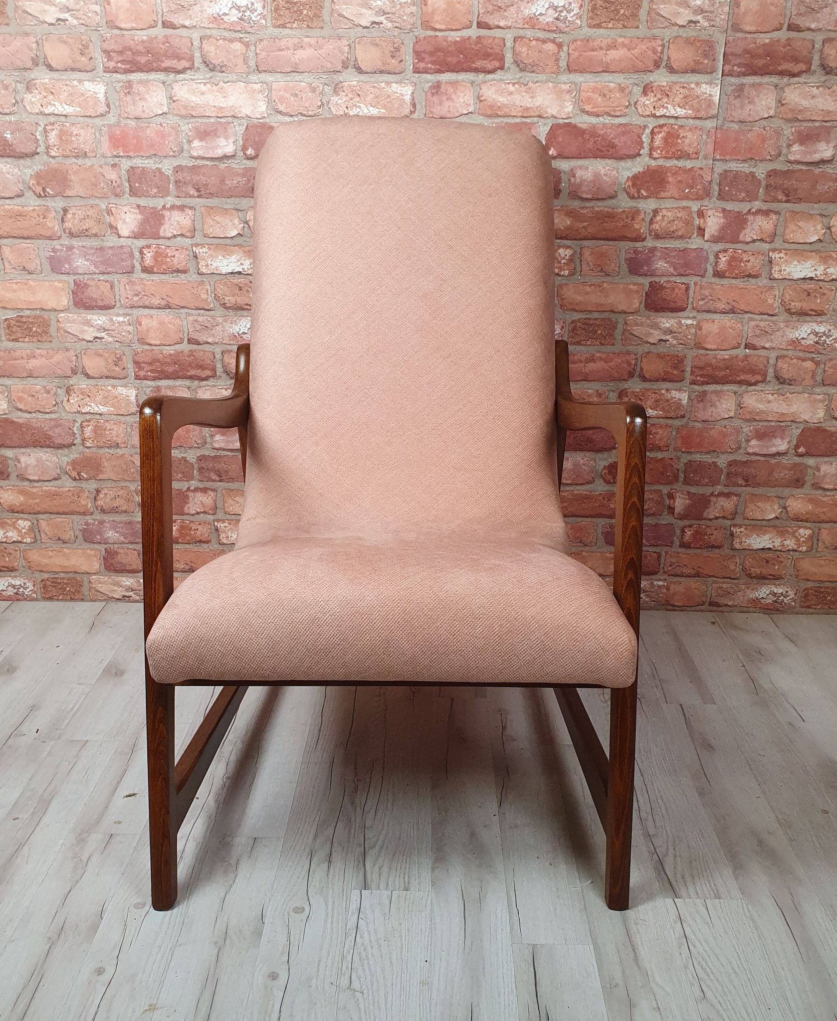 Fauteuil rénové, type 364, conçu par Barbara Fenrych-Węcławska, Pologne, années 1950