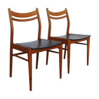 Pair of Scandinavian skaï chairs