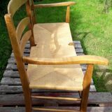Wood and straw Picard bench