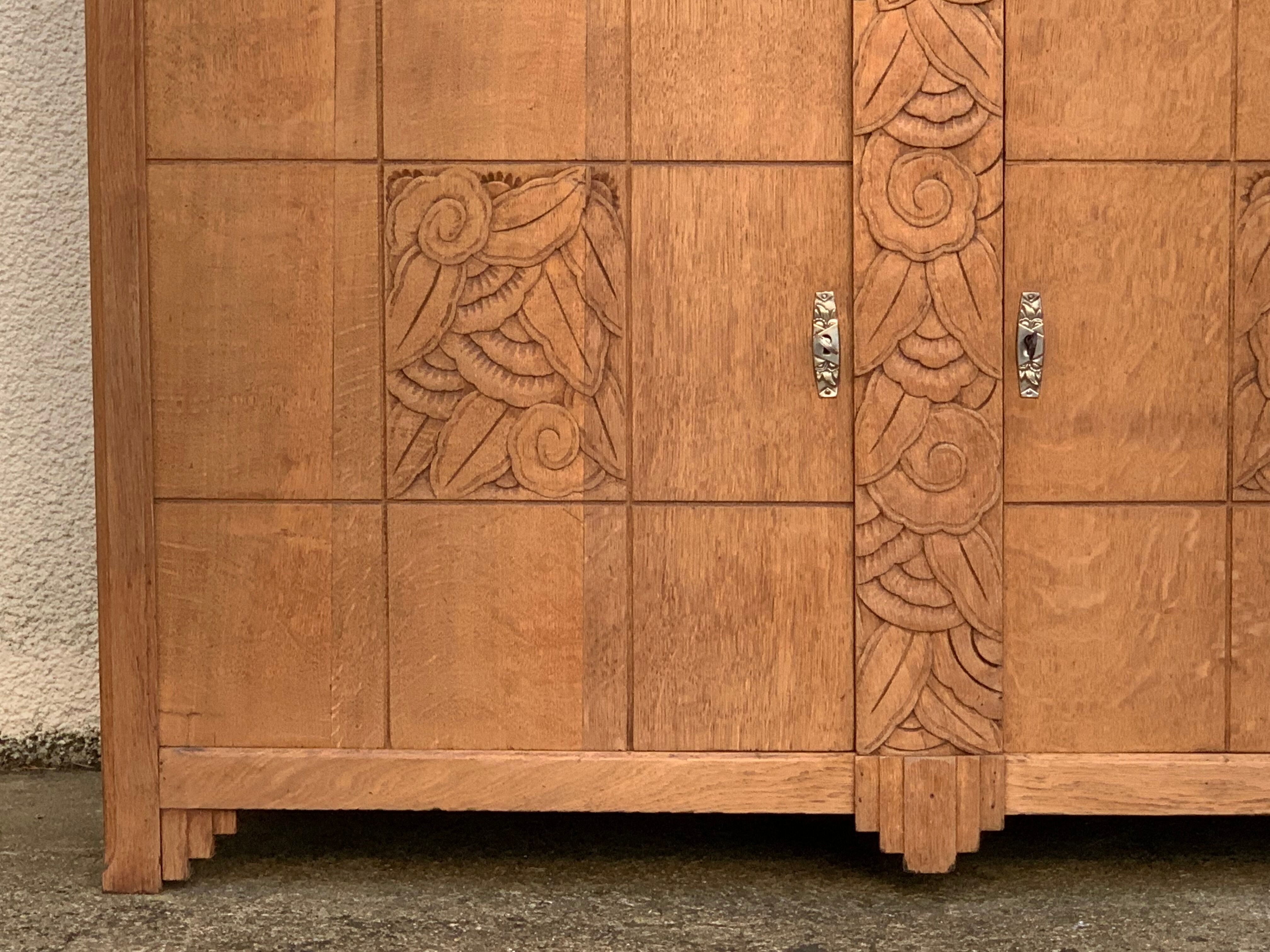 Parisian art deco buffet 1930.