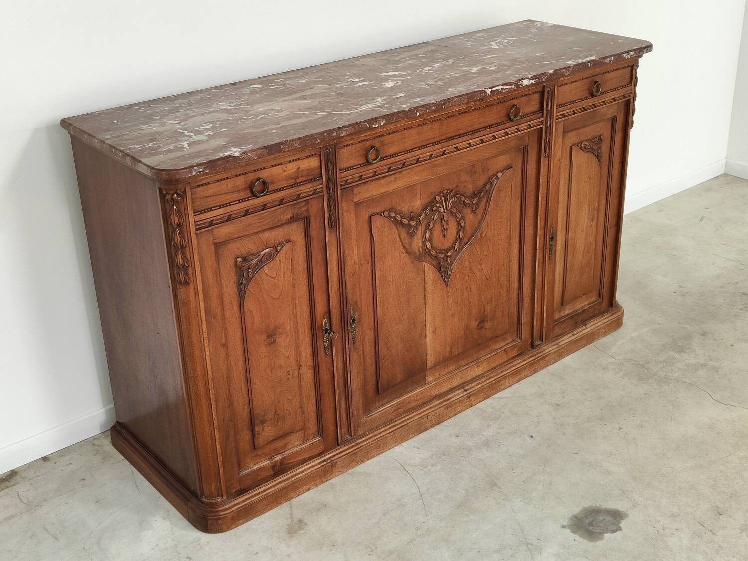 Antique Louis 16 style sideboard, marble