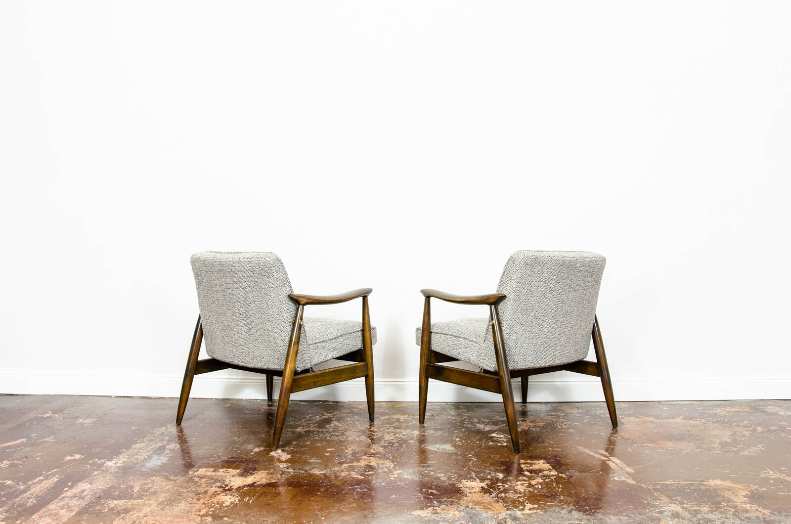 Paire de fauteuils GFM-87 par Juliusz Kędziorek