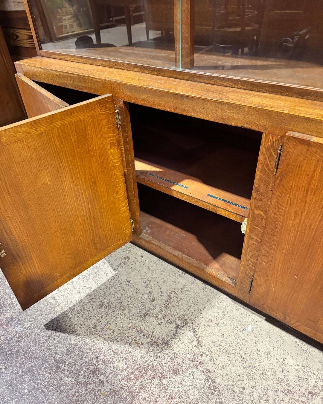 Vintage library