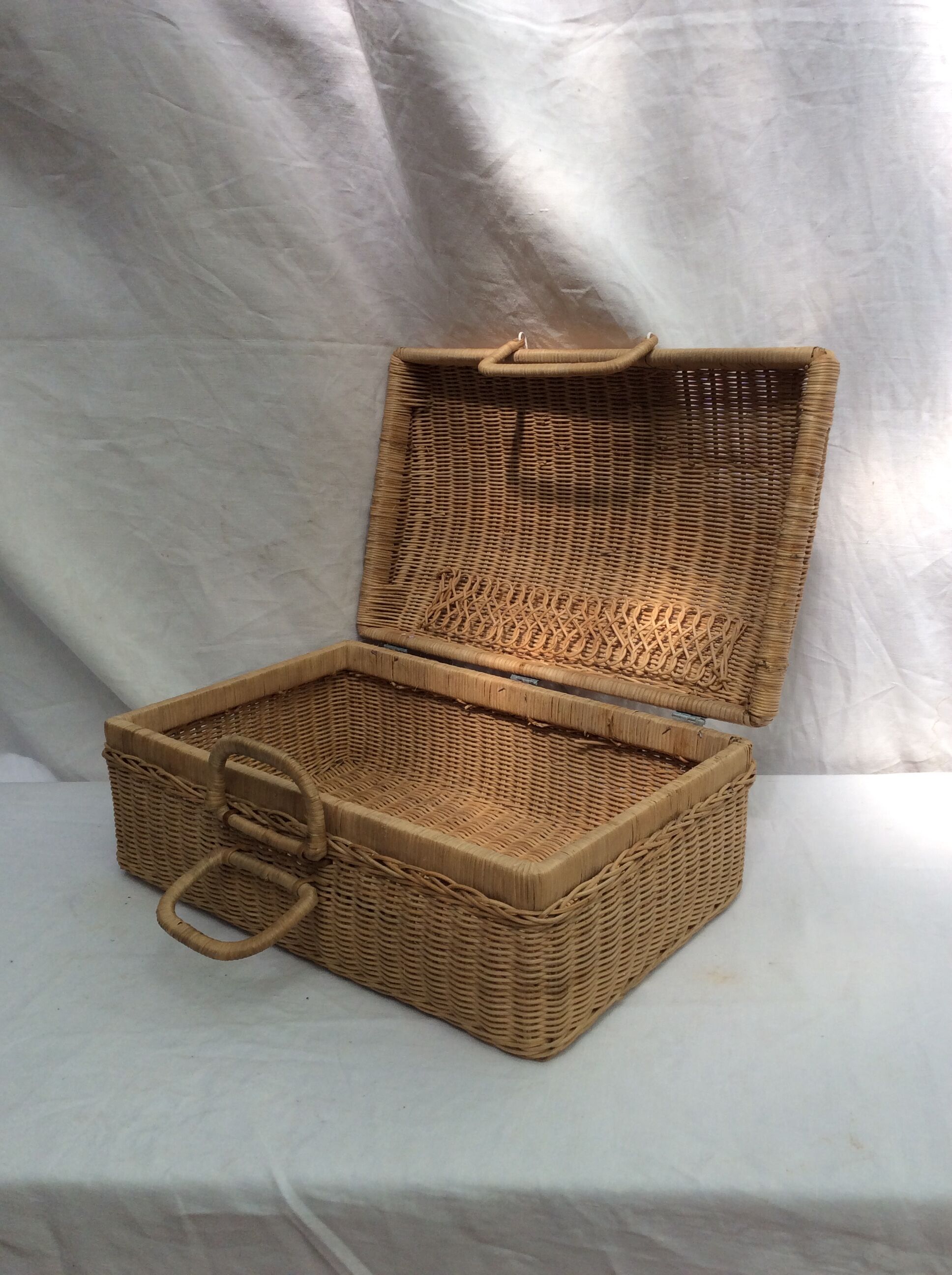 Vintage wicker case