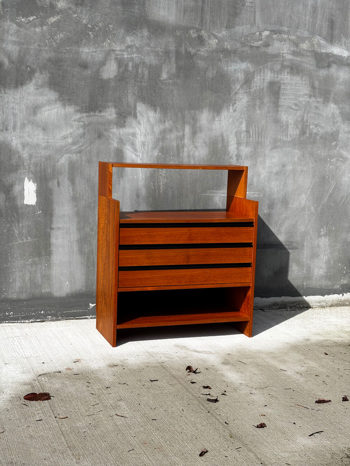 Scandinavian vintage sideboard attributed to Poul Cadovius.