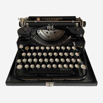 Underwood portable typewriter