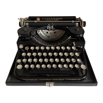 Underwood portable typewriter