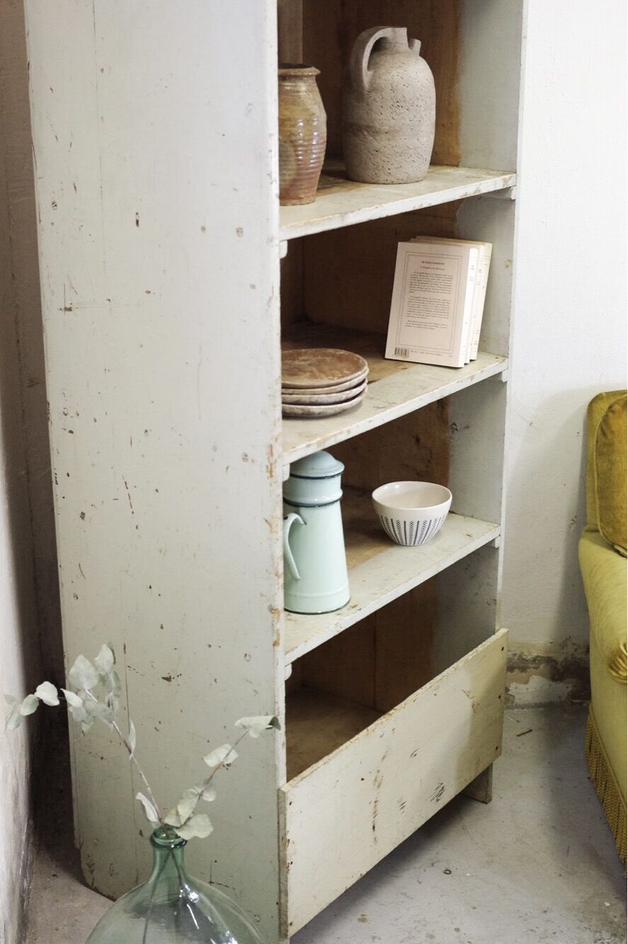 Former furniture-shelves, Middle twentieth