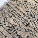 Moroccan Berber carpet Boujaad ecru with gray patterns 290x203cm