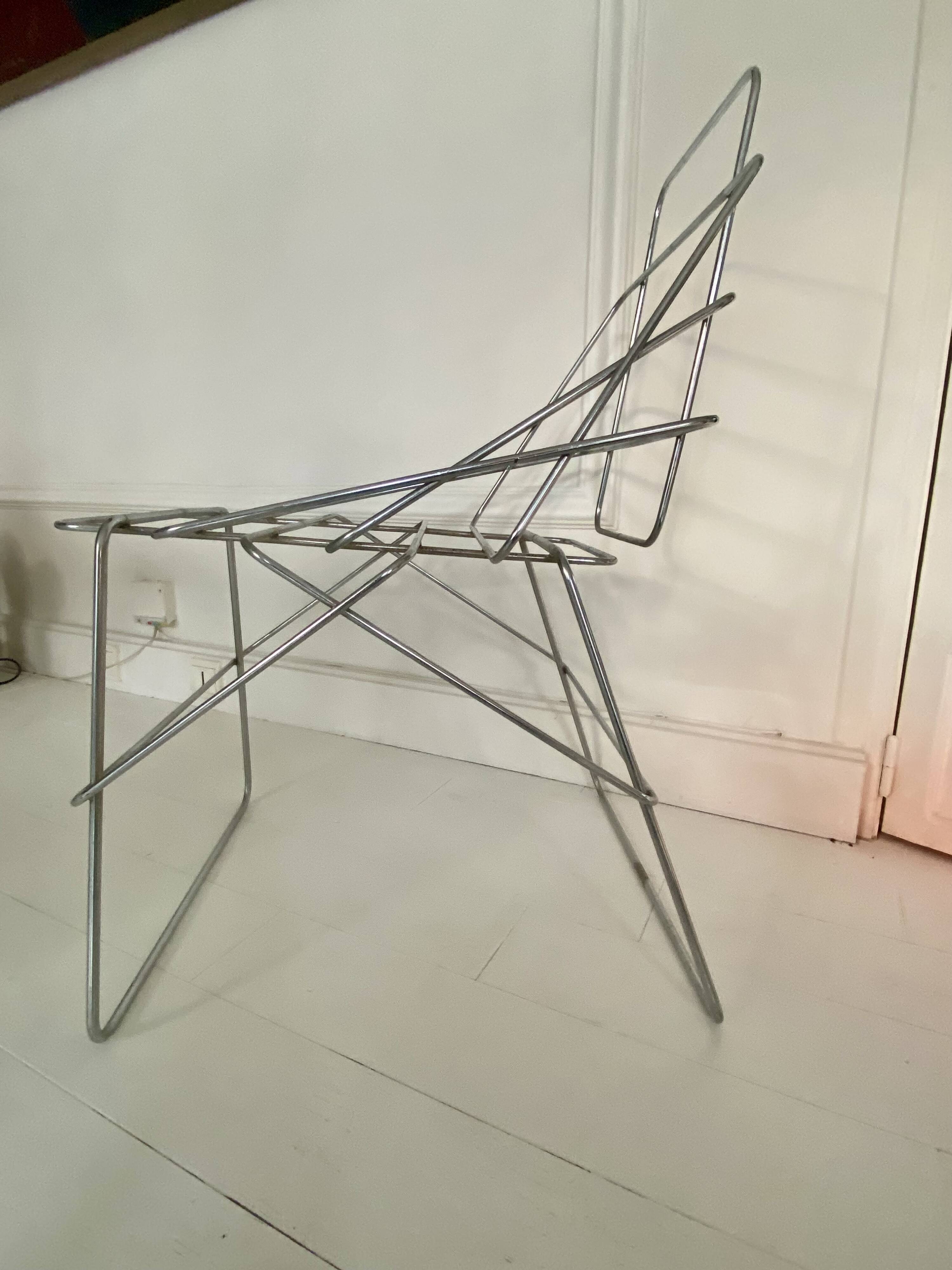 Chaise d'Enzo Mari. Fabriquée par Driade en 1972 . (Edition originale)
