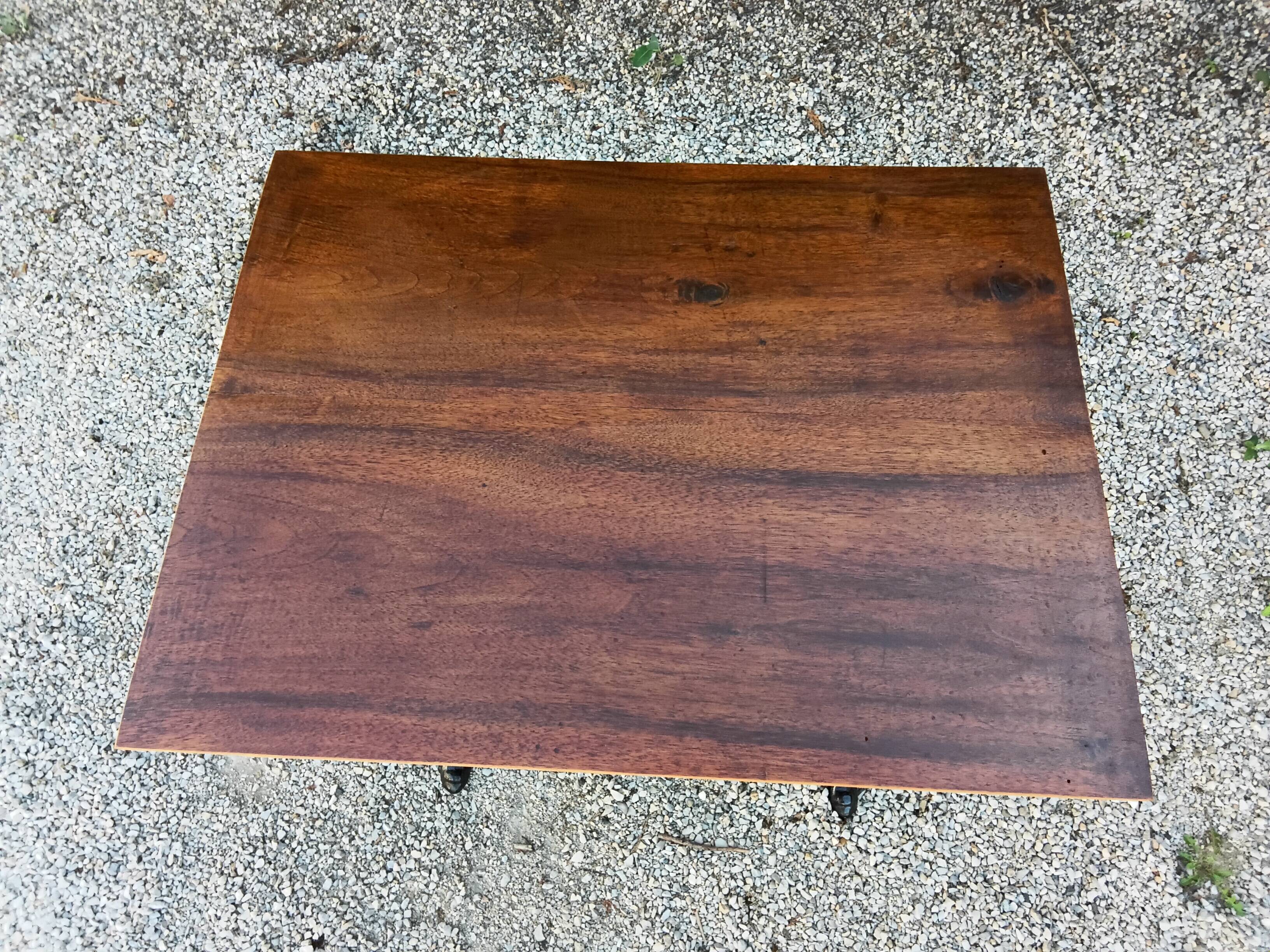 Bistro table