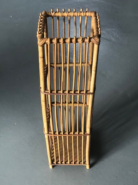 Rattan umbrella holder