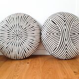 Set of 2 African shields in solid Bamiléké wood, diameter 55cm