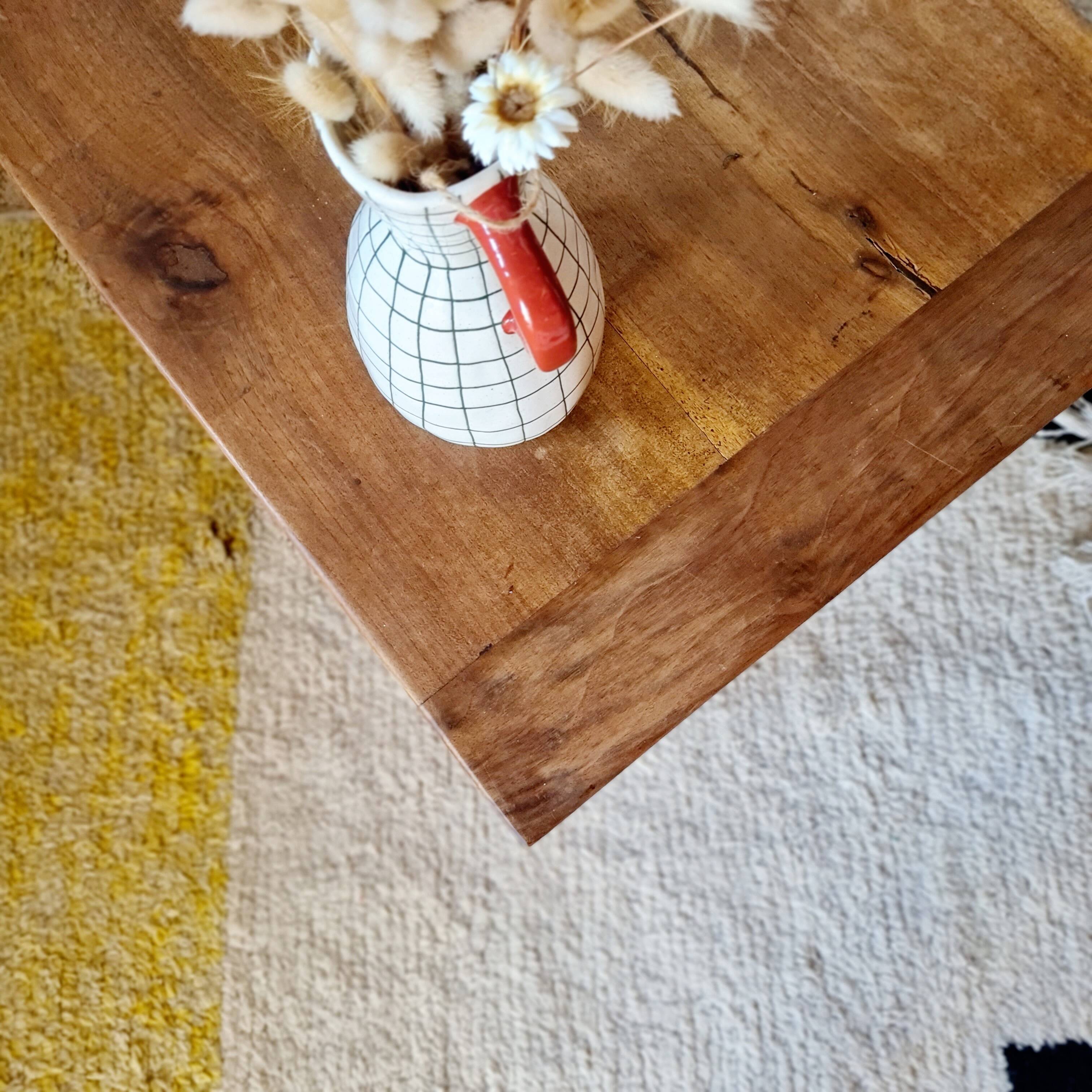 Old farmhouse coffee table in walnut with drawer - L82cm