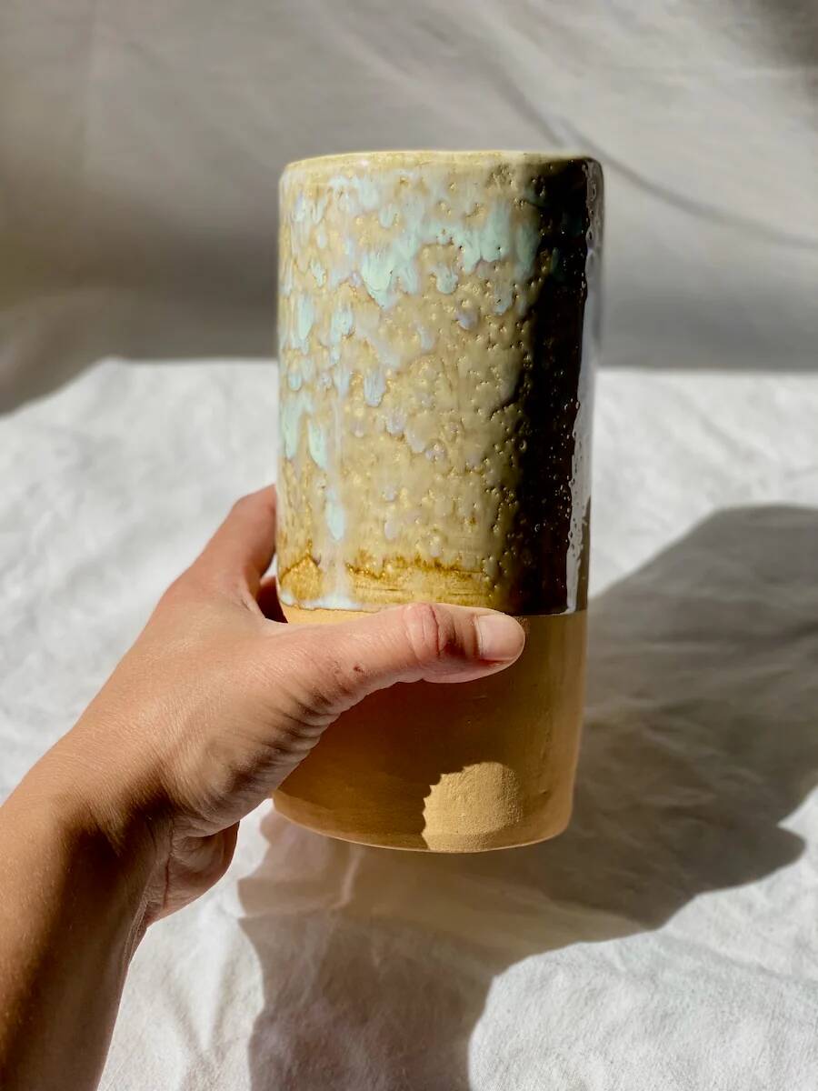 Vase - 20 cm - red stoneware - lunar white